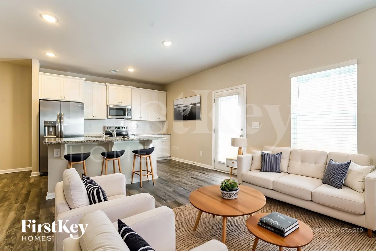 10732 Rivergate Dr Nw - Photo 3 of 19