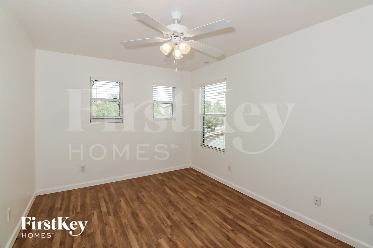 8470 N Placita De La Manzana - Photo 6 of 15