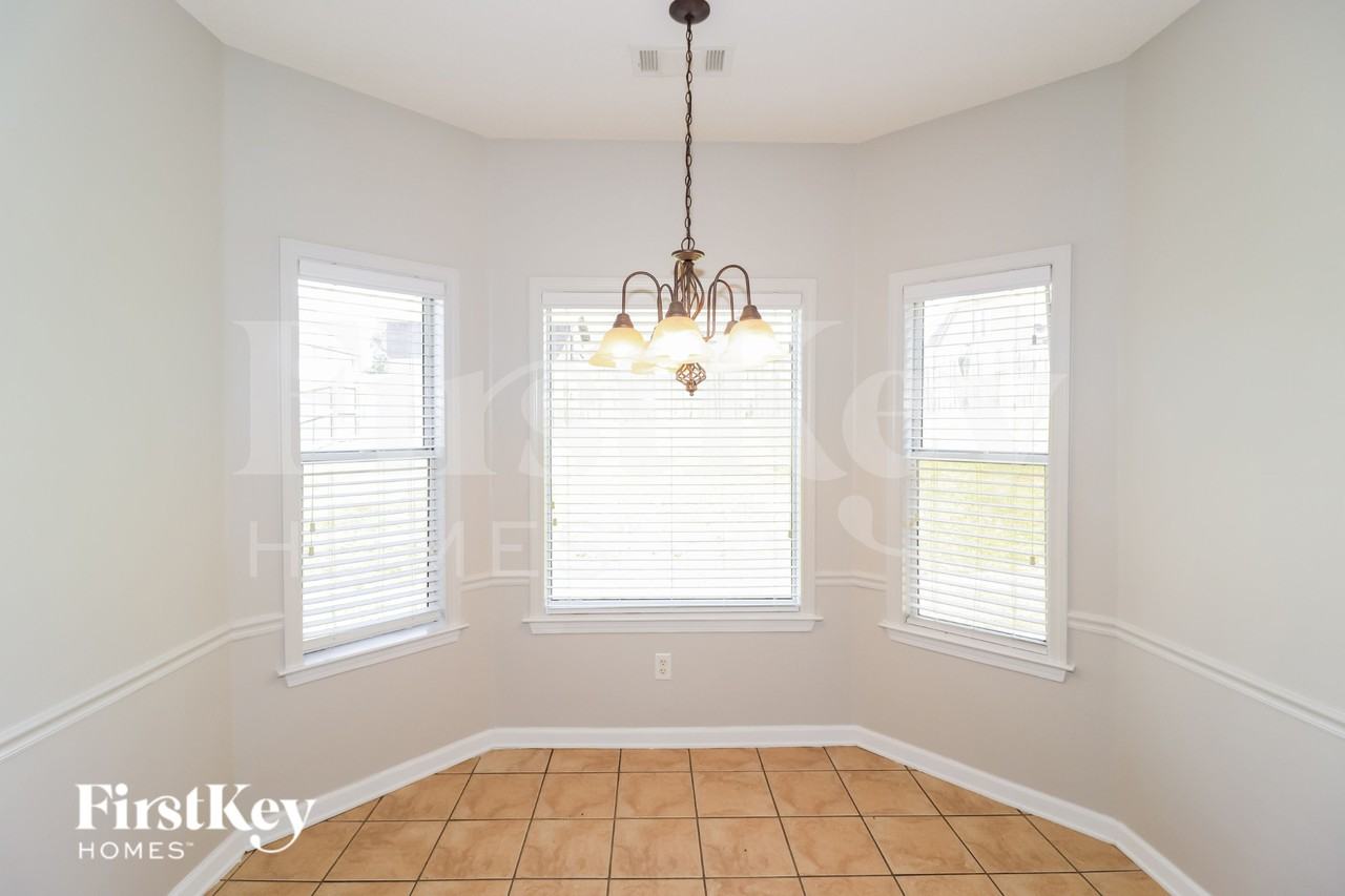 1432 Sutton Meadow Ln - Photo 6 of 15