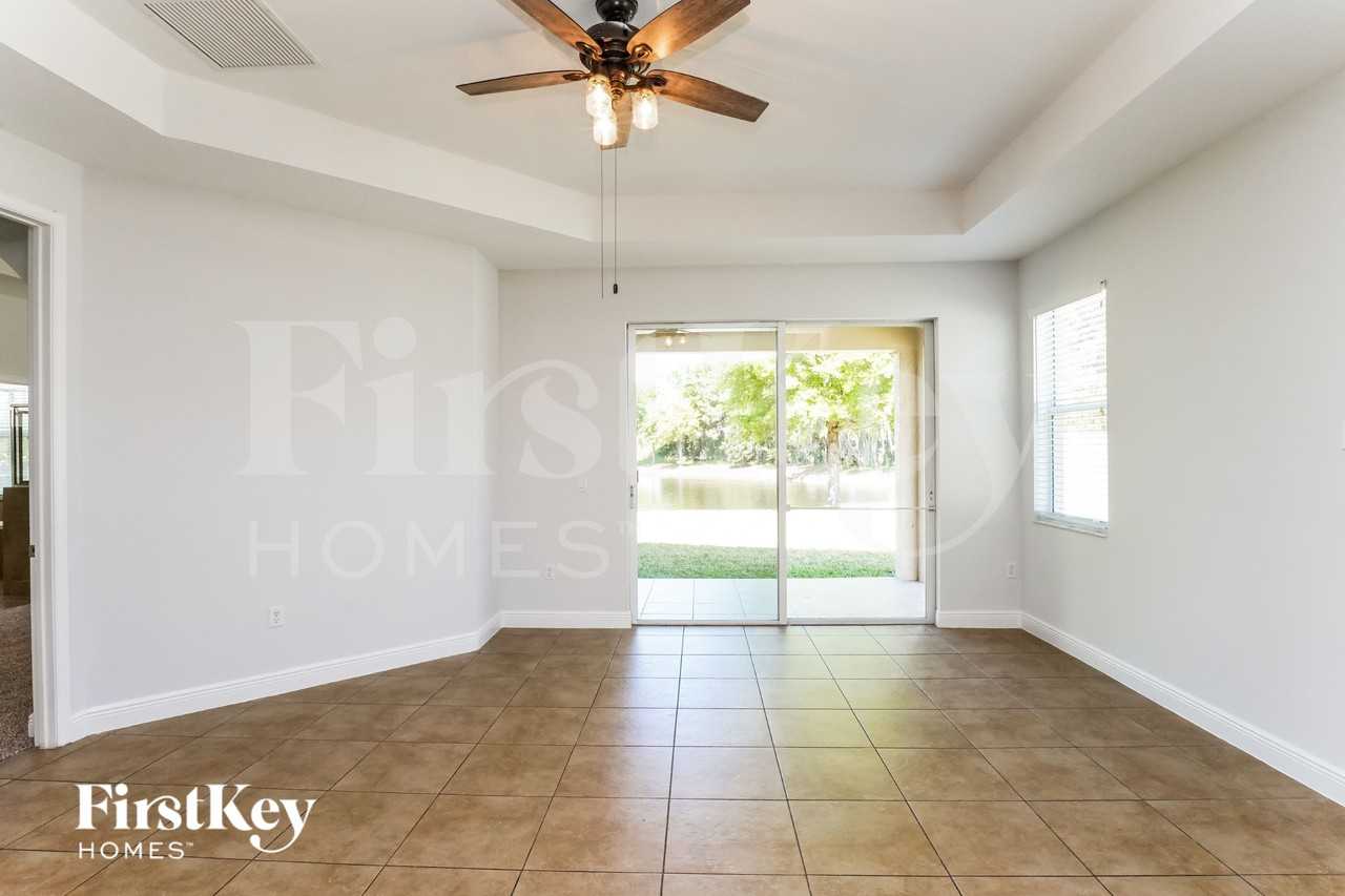 4403 Biscayne Breeze Way - Photo 6 of 16