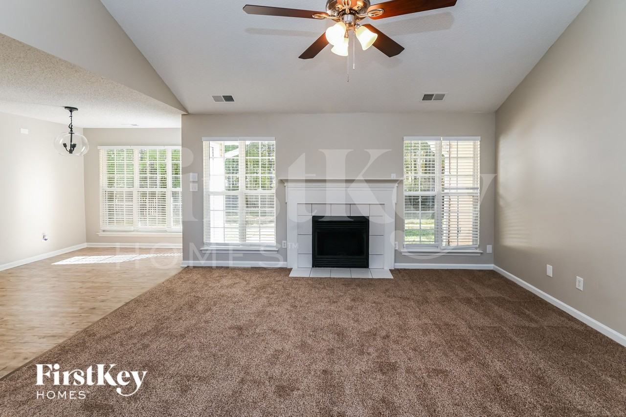 6512 Goldenblush Cir - Photo 3 of 15