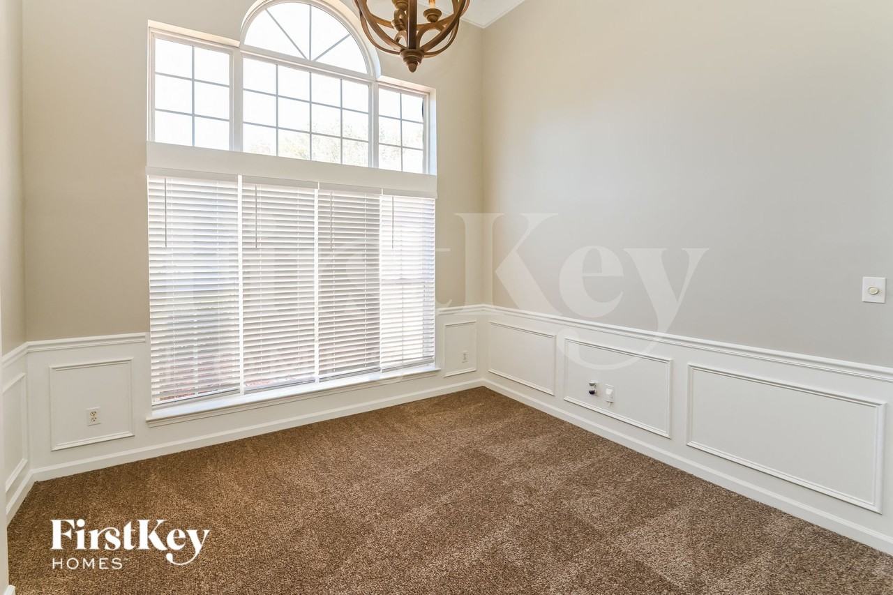 6512 Goldenblush Cir - Photo 5 of 15