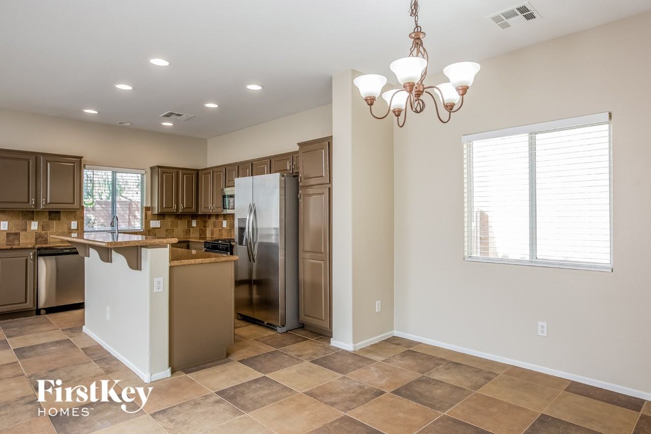 6109 Casa Antiqua St - Photo 5 of 15