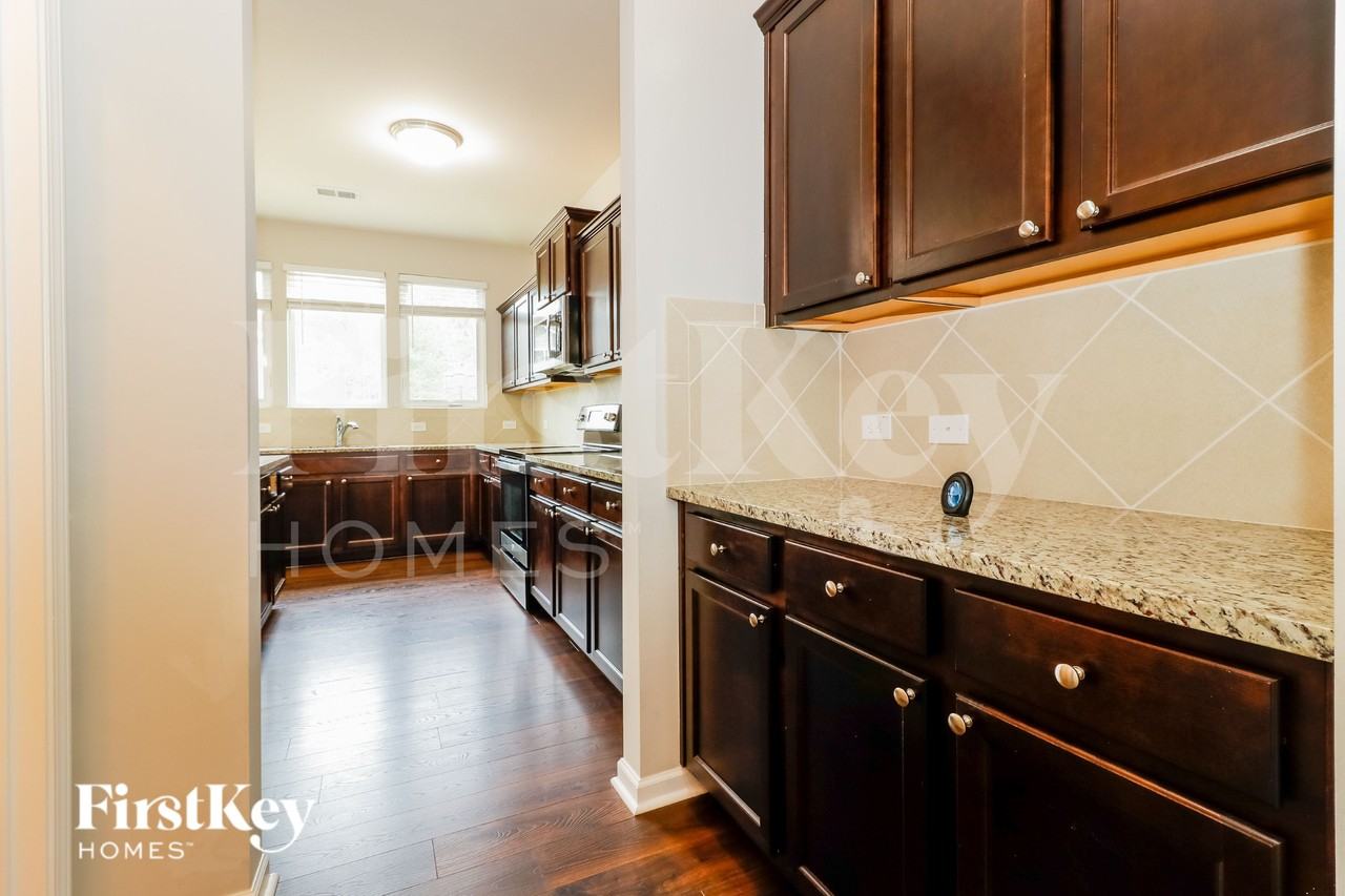 104 Breeders Ct - Photo 7 of 15