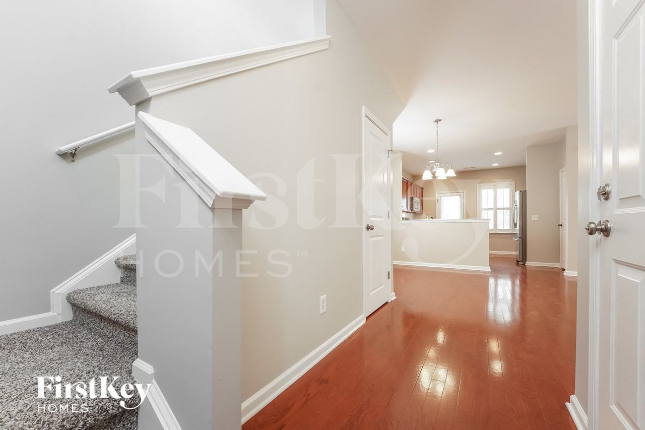 126 Brookhaven Rd - Photo 2 of 15