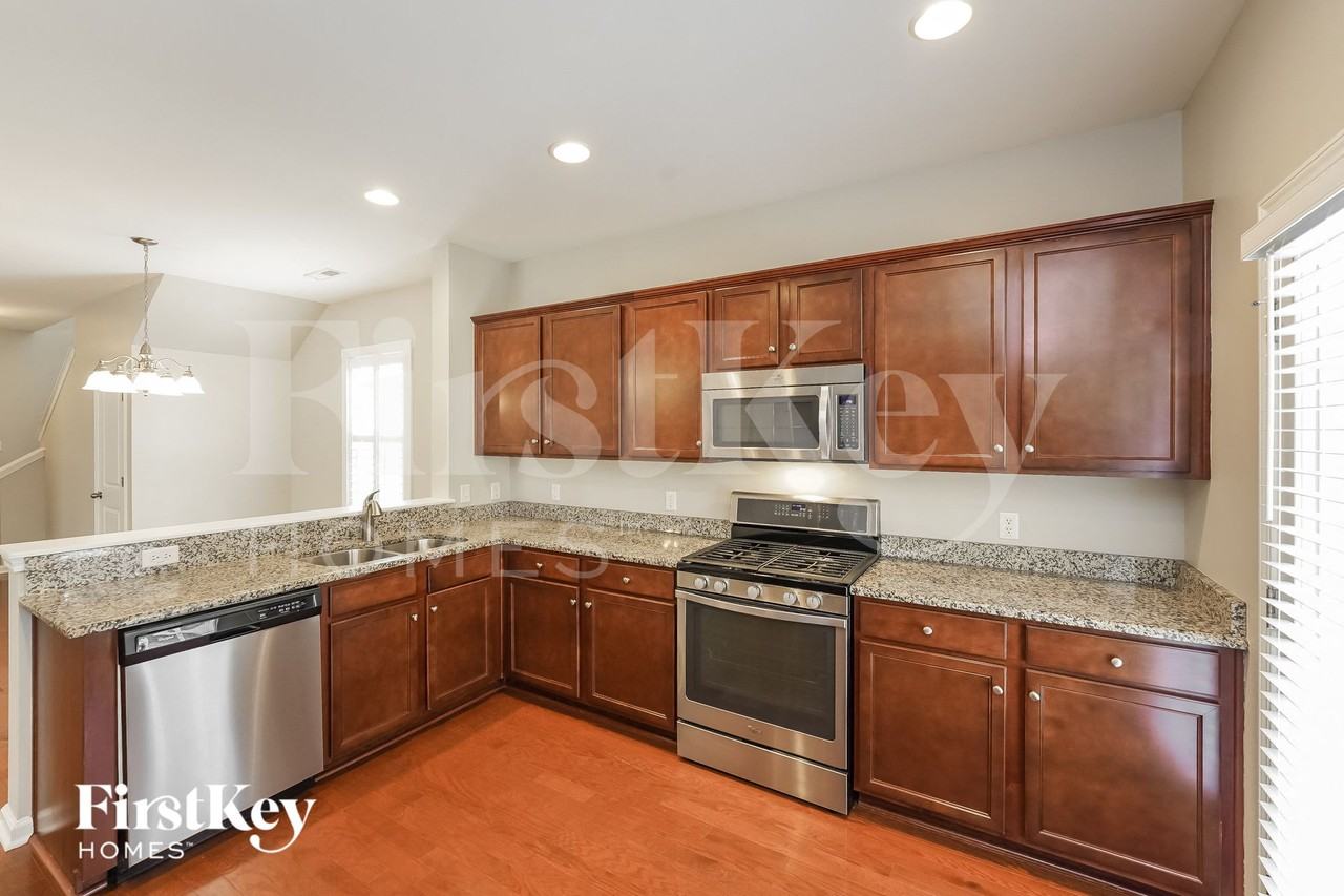 126 Brookhaven Rd - Photo 6 of 15