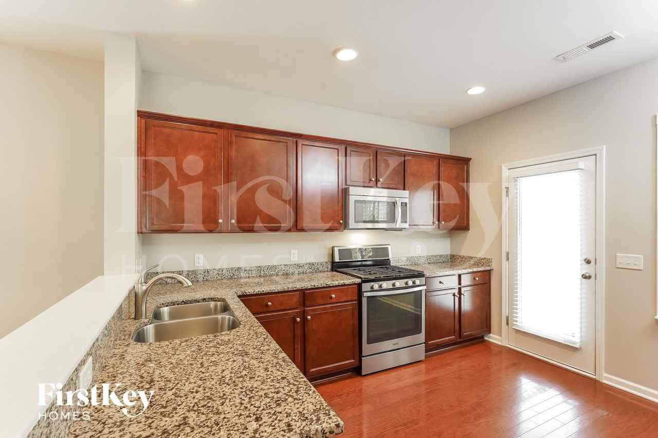 126 Brookhaven Rd - Photo 7 of 15