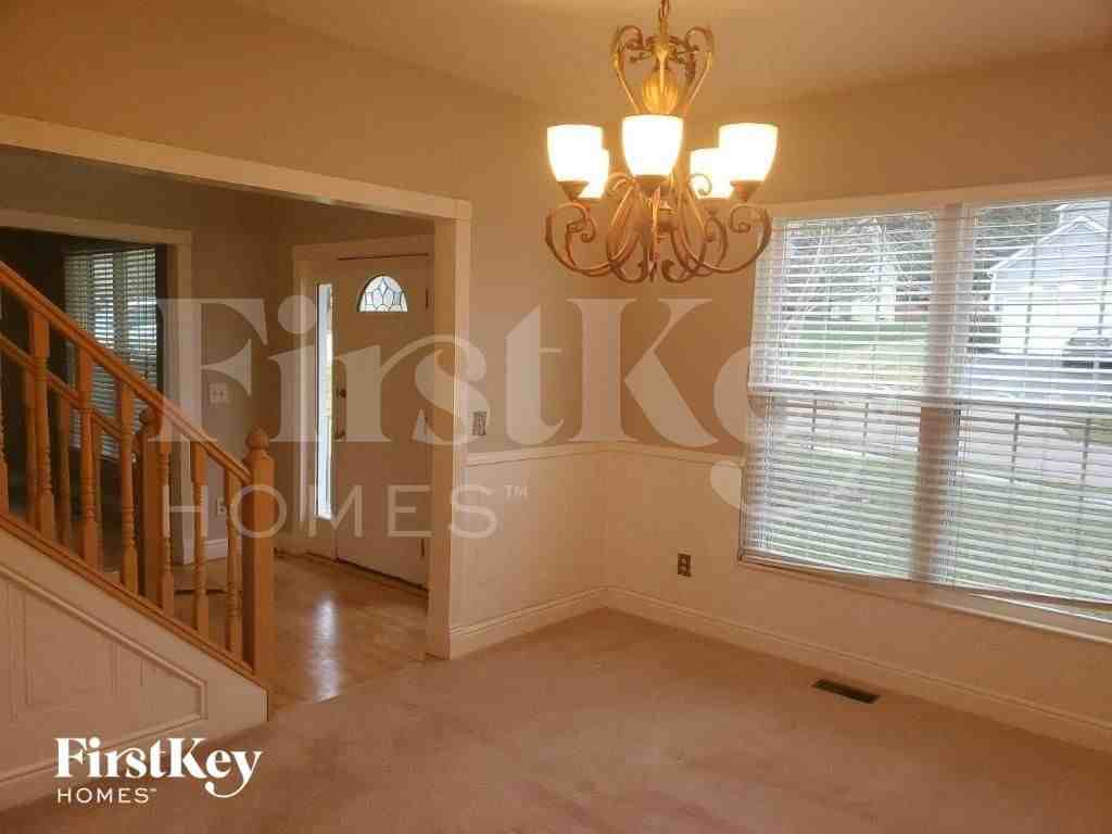 4198 Shayler Creek Dr - Photo 2 of 26