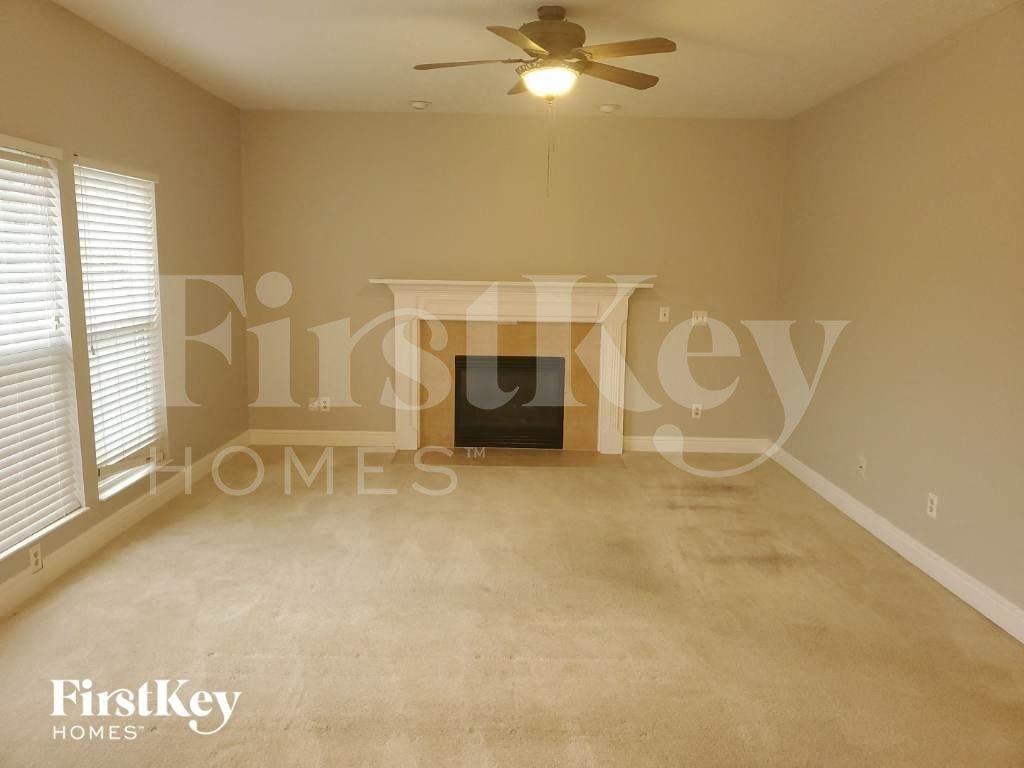 4198 Shayler Creek Dr - Photo 3 of 26