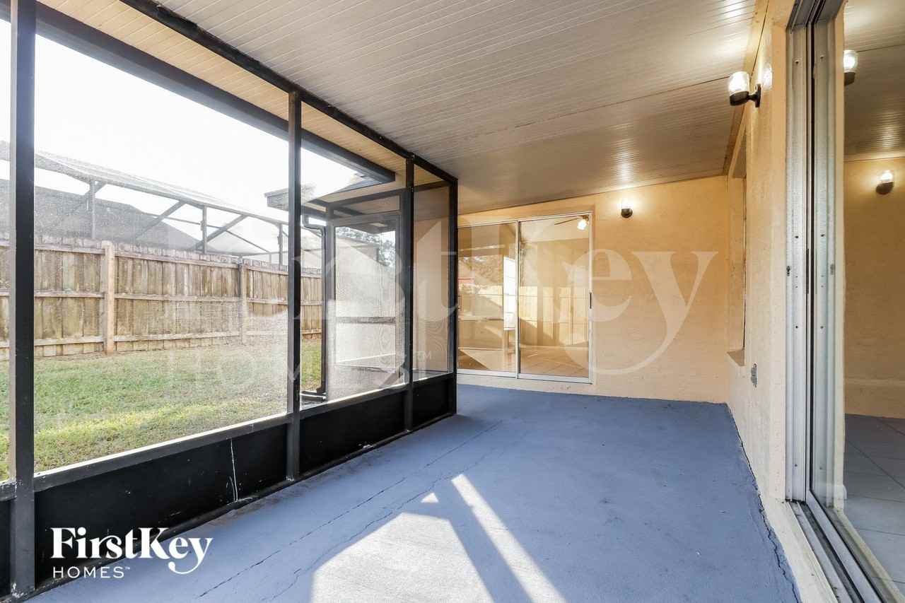 1423 Mohrlake Dr - Photo 7 of 15