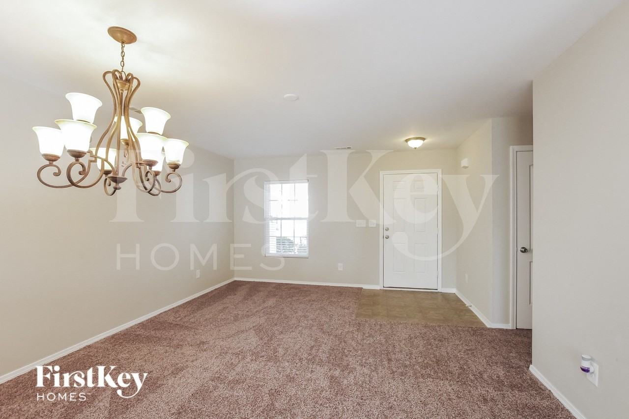 9835 Rocky Ford Club Rd - Photo 4 of 15