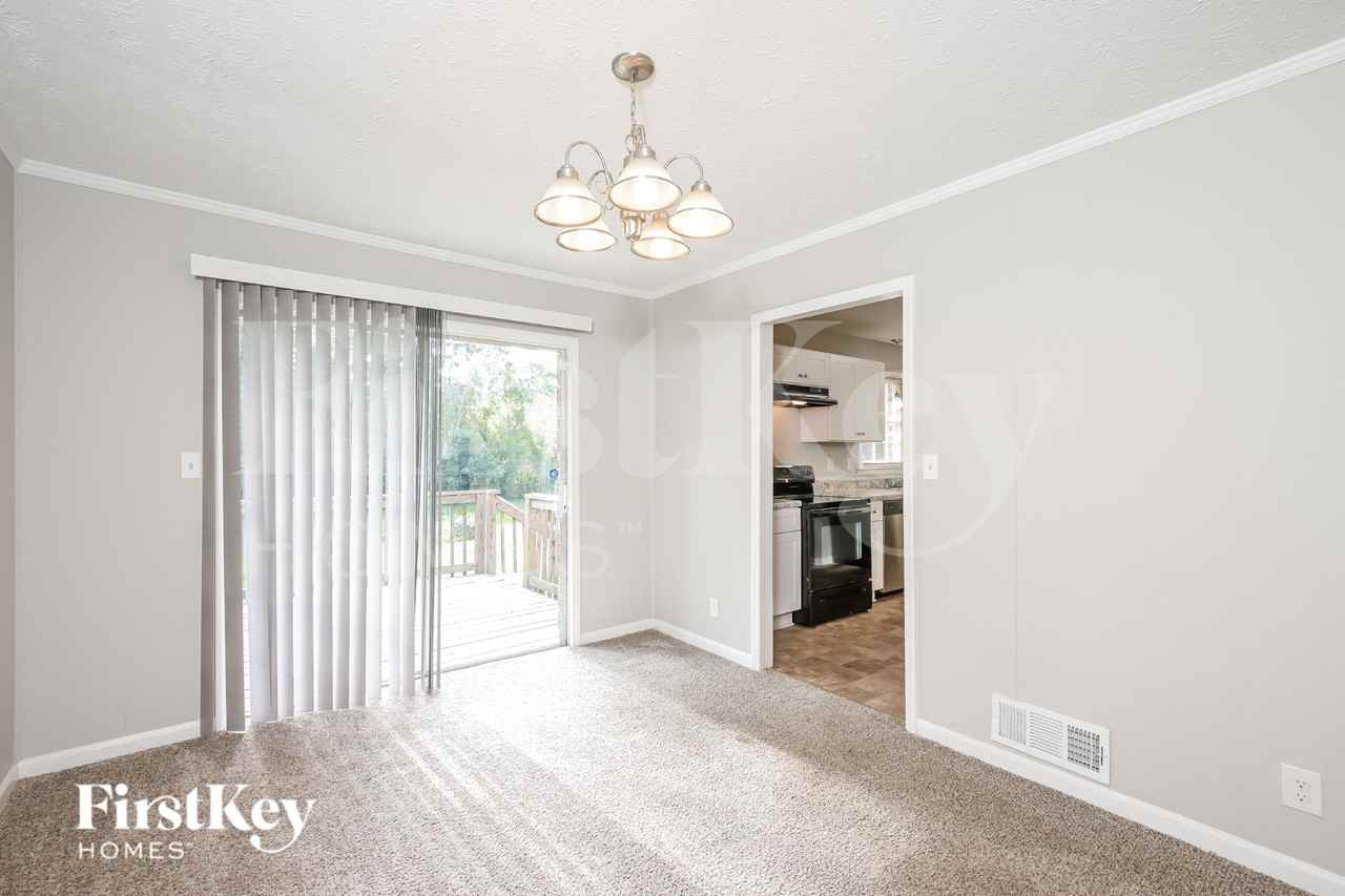 939 Ray Dr Nw - Photo 4 of 16