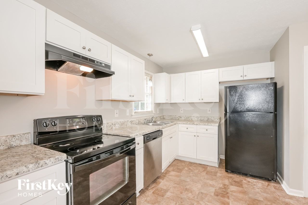 939 Ray Dr Nw - Photo 5 of 16