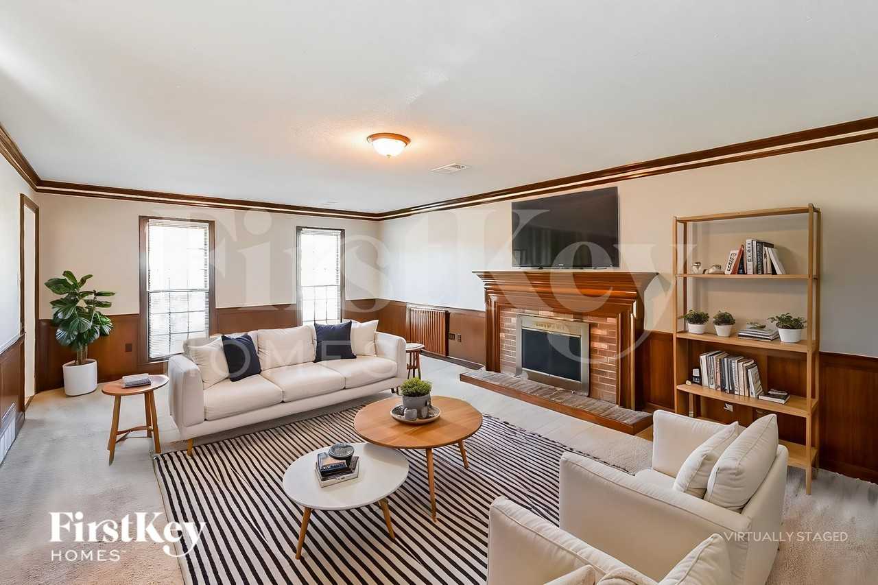 7075 Germantown Trl - Photo 4 of 19