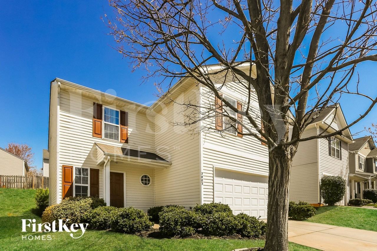 5003 Patricia Ann Ln - Photo 3 of 14