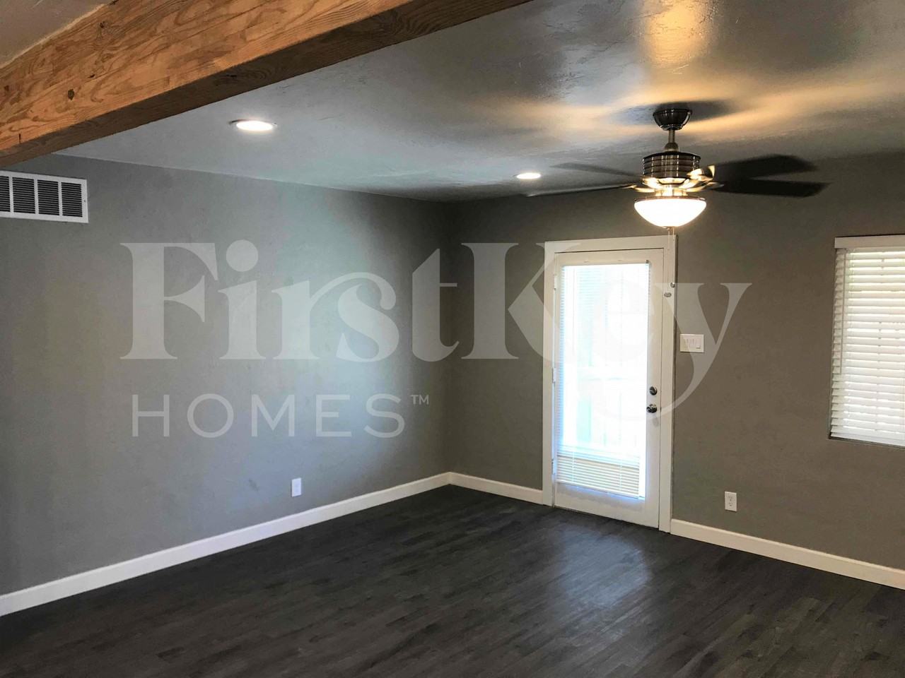 4319 N 15th Ave - Photo 2 of 13