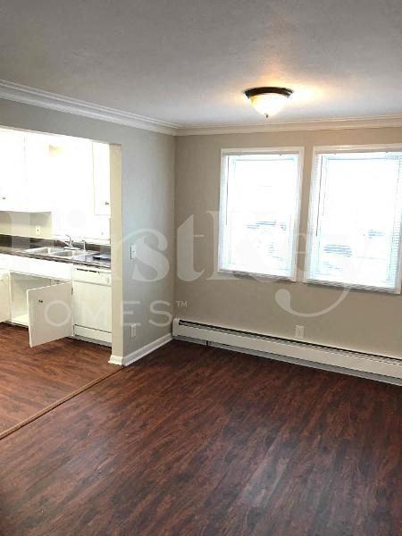 2032 Bethesda Blvd - Photo 3 of 39