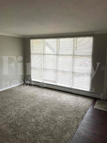 2032 Bethesda Blvd - Photo 5 of 39