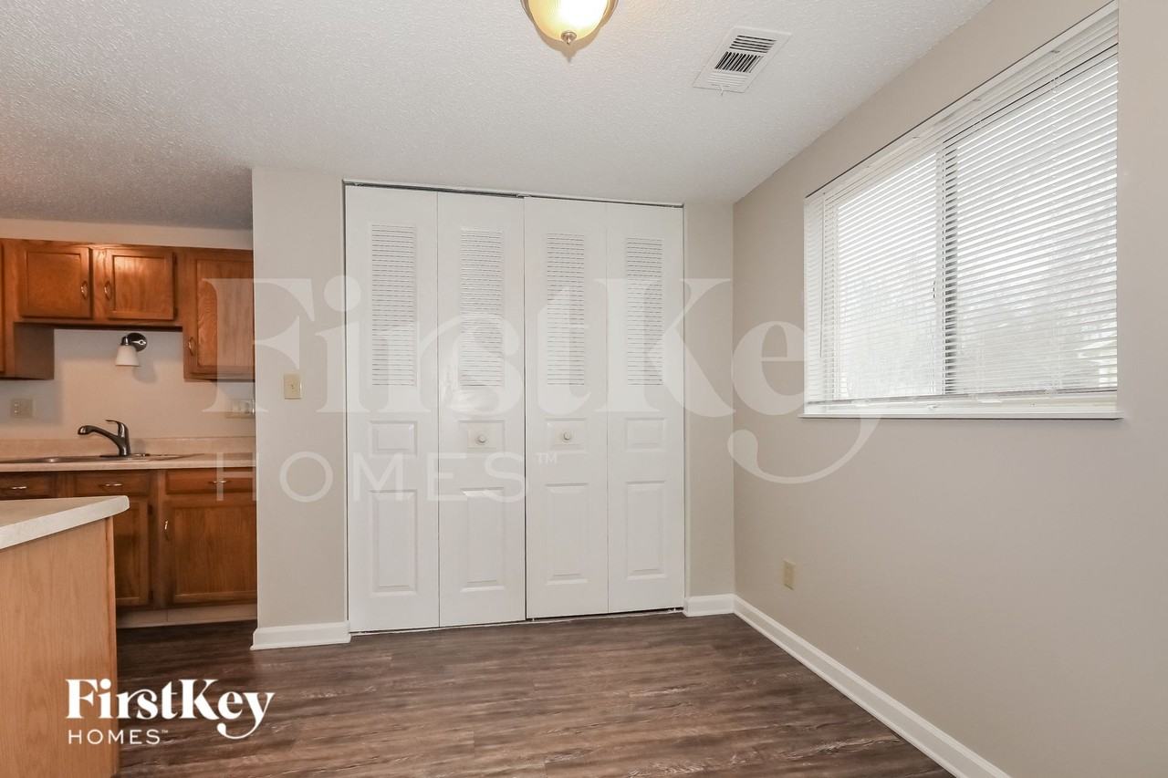 1801 Rice Planters Rd - Photo 5 of 15