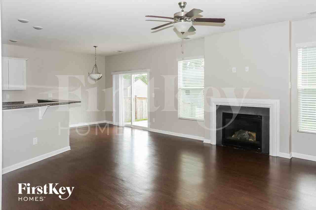 106 Emperors Trl - Photo 4 of 15