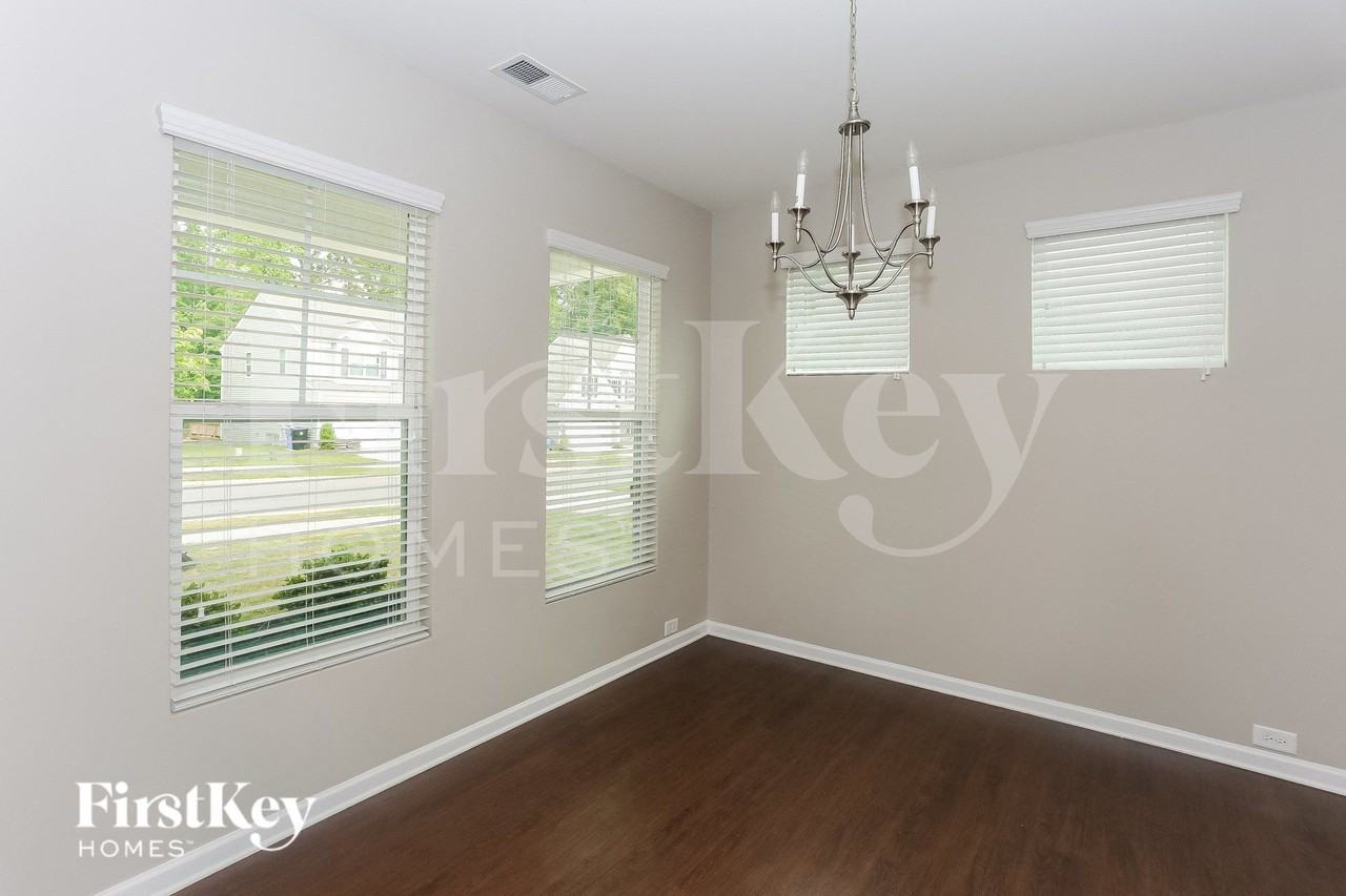 106 Emperors Trl - Photo 5 of 15