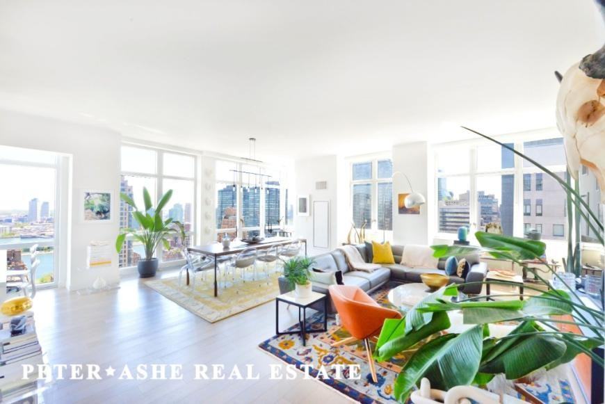 305 E 51st St - Photo 7 of 10