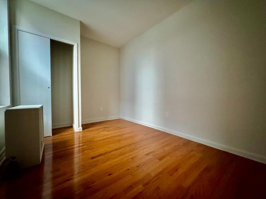 2476 Arthur Ave - Photo 3 of 5