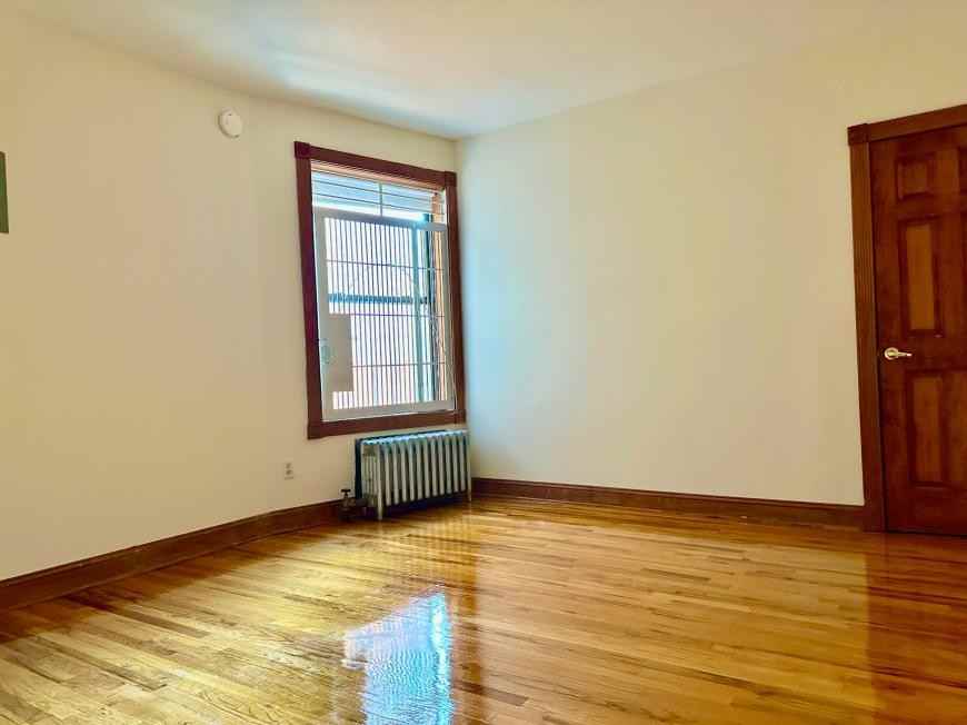 634 Saint Nicholas Ave - Photo 5 of 5