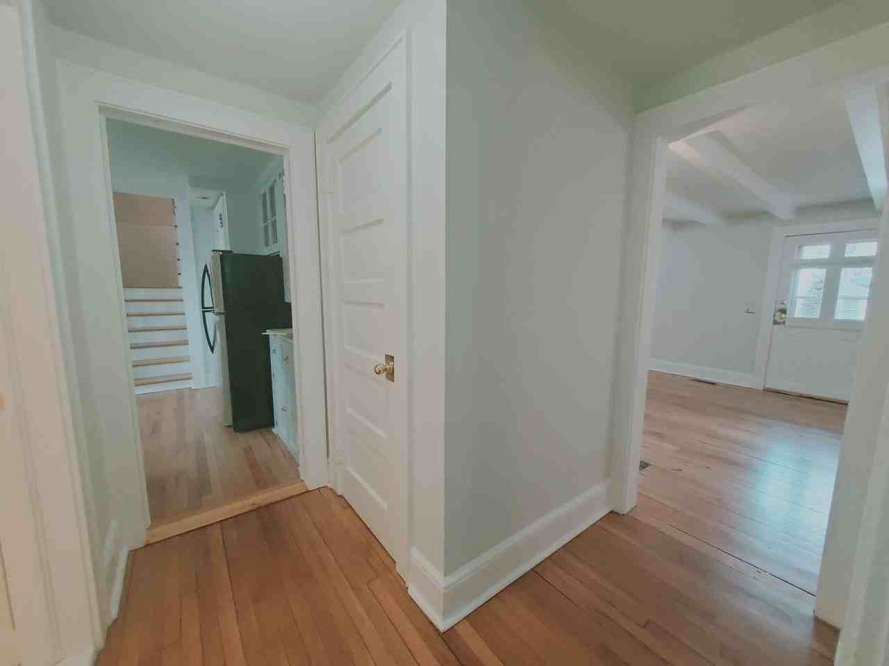 12 Maplewood Ter - Photo 7 of 8