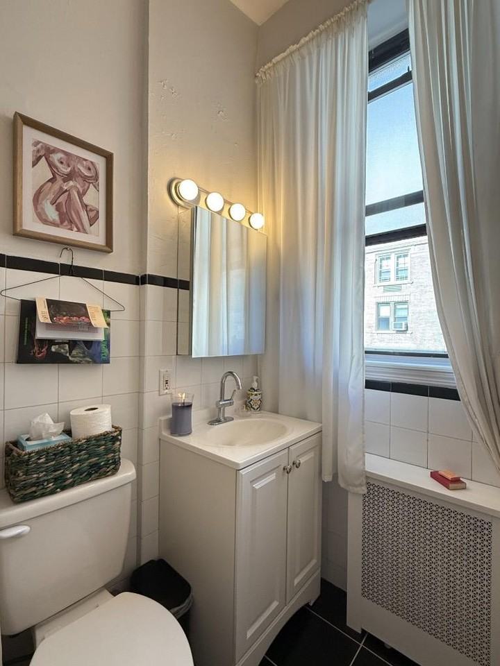 155 Riverside Dr - Photo 5 of 10