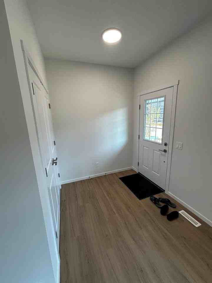 704 Orchards Blvd Sw - Photo 2 of 10