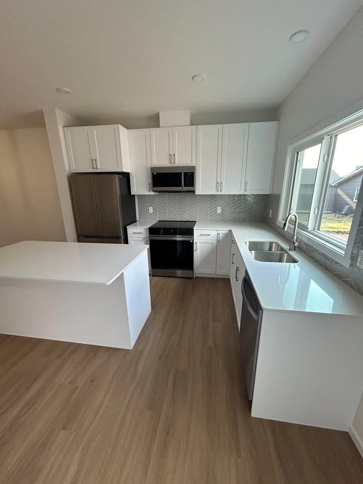 704 Orchards Blvd Sw - Photo 3 of 10