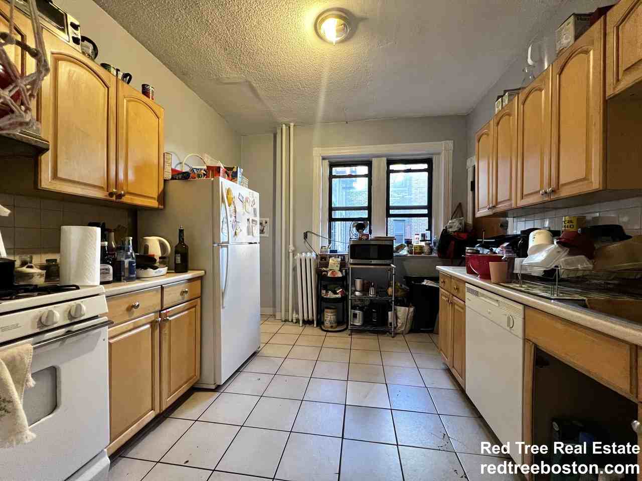 18 Glenville Ave #2 - Photo 5 of 17