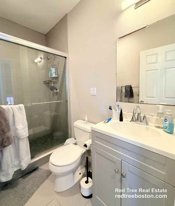 39 Long Ave #2 - Photo 3 of 10