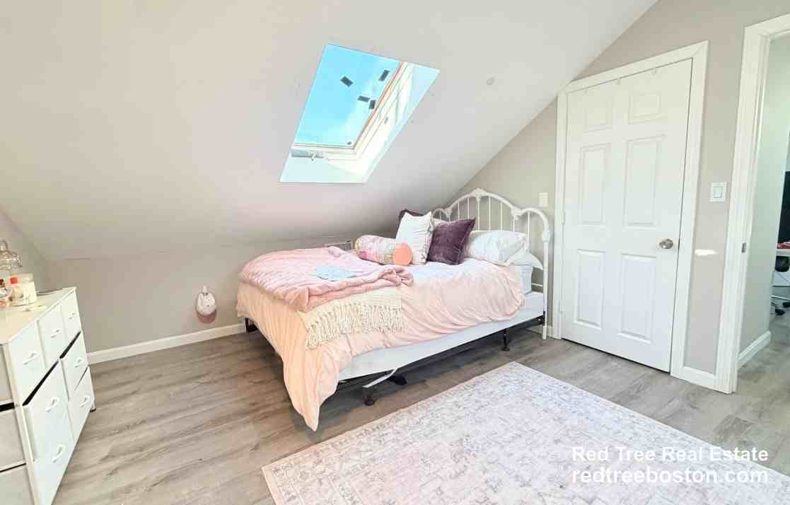 39 Long Ave #2 - Photo 5 of 10