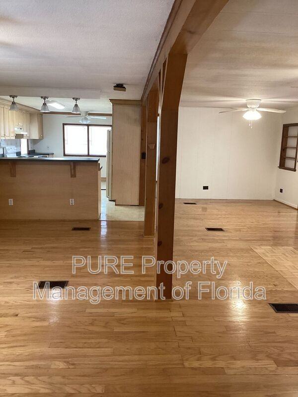 5710 Sw 64th Street Rd - Photo 5 of 20