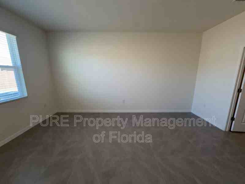 4122 Nw 48th Terrace Rd - Photo 6 of 22