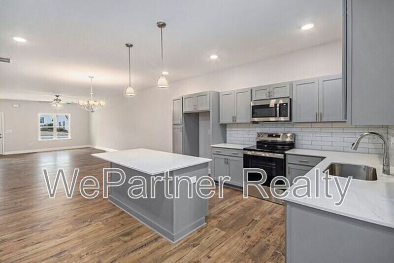 144 Crest Pointe - Photo 4 of 9