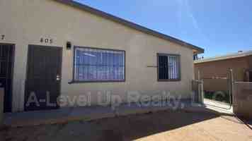 featured image of 405 E Thoroughbred St