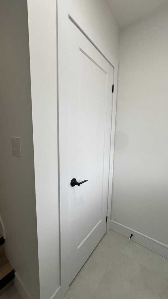 184 Dunraven Drive - Photo 5 of 14