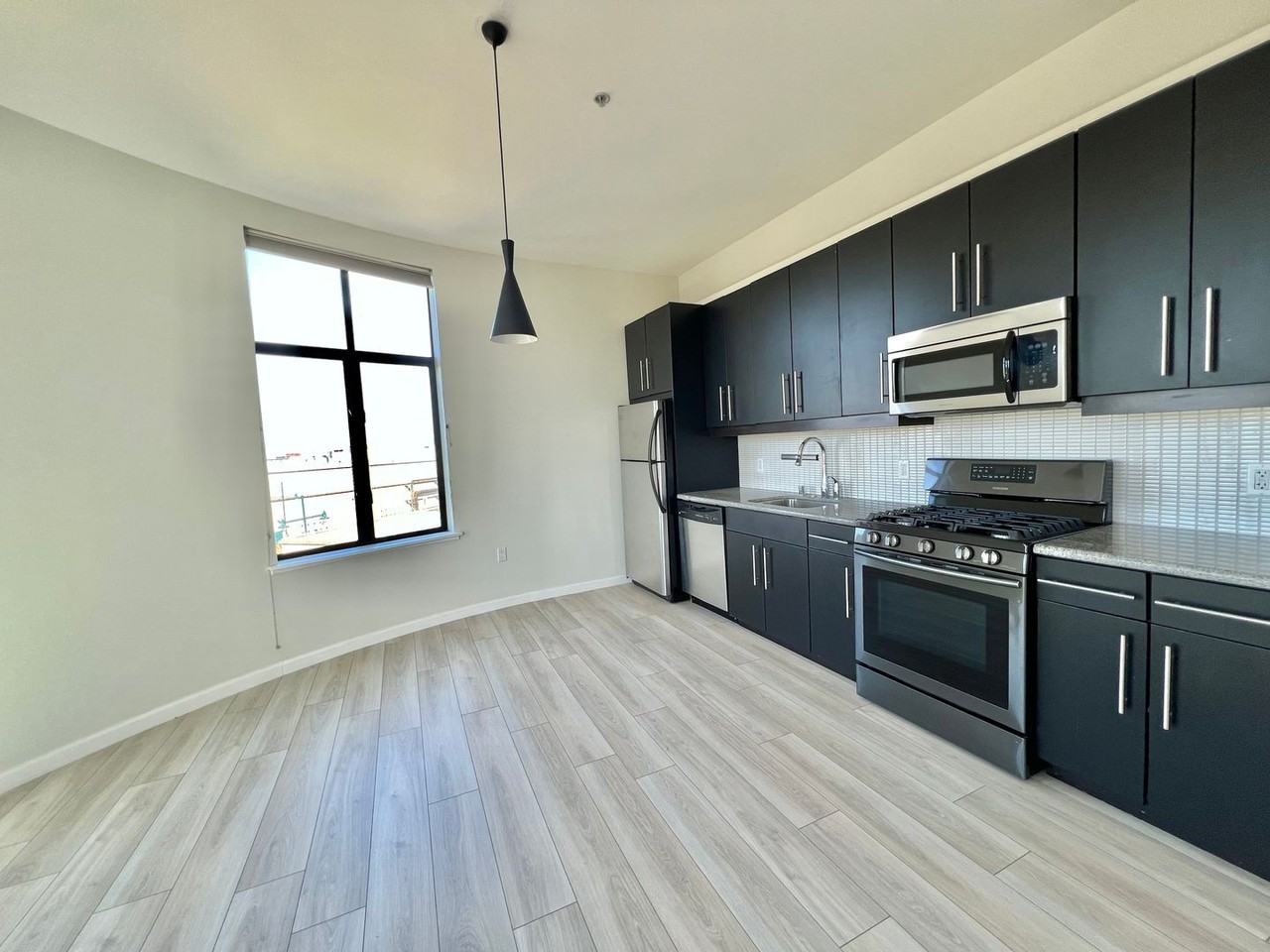 3801 San Pablo Ave #312 - Photo 6 of 20