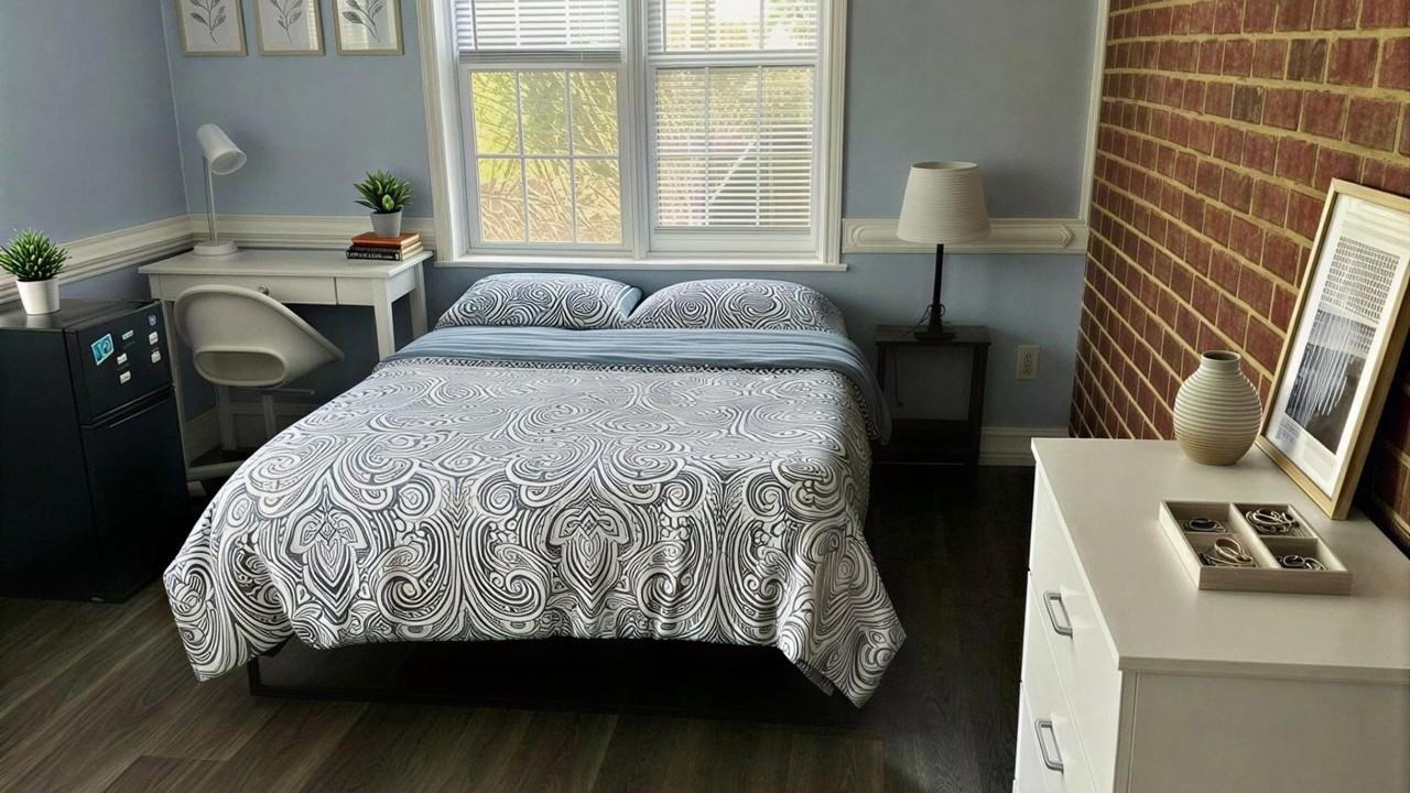 Honeywood Ave - Photo 4 of 6