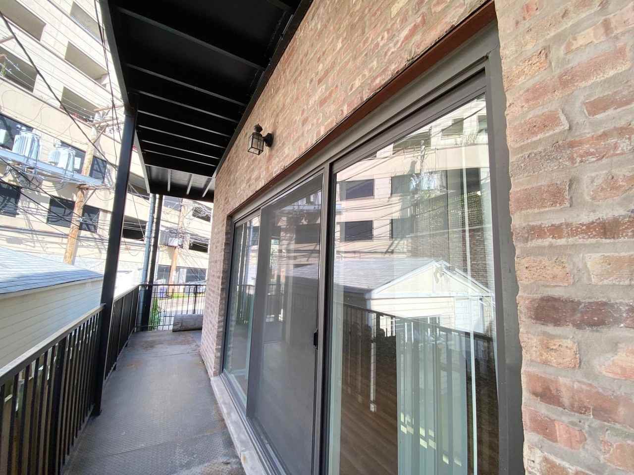 N Halsted St #1R - Photo 3 of 20