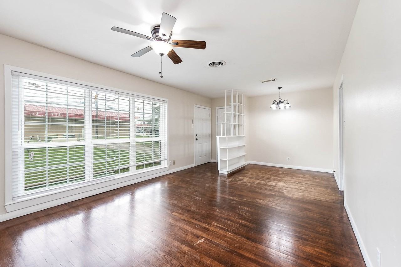 2433 S Austin Ave - Photo 7 of 23