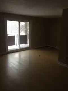 5821 Hennepin Cres #205 - Photo 5 of 10