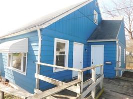 featured image of 411 S Douglas Ave