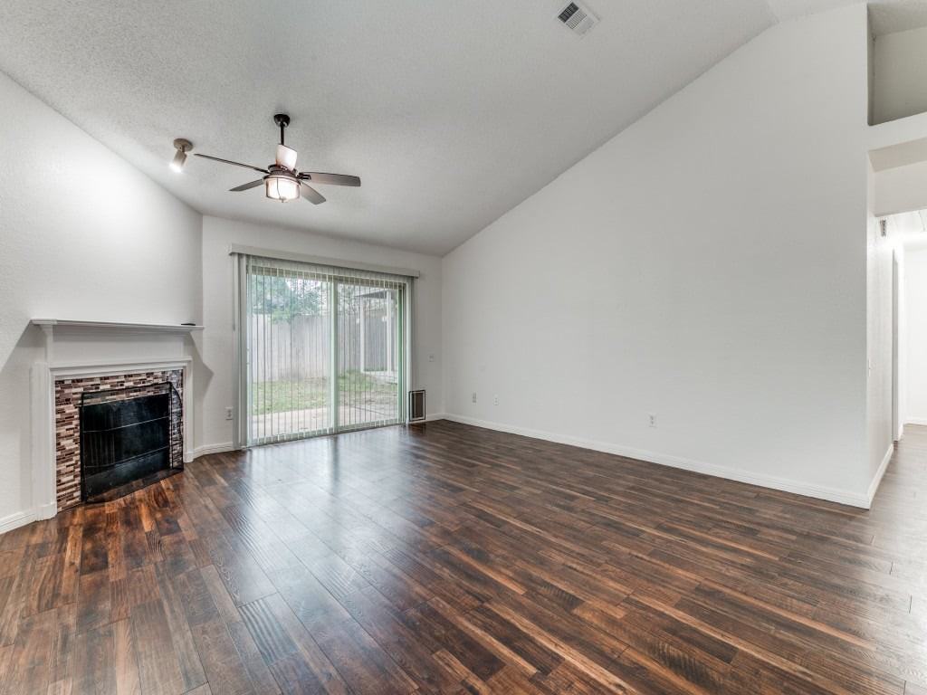 3709 Huckleberry Dr - Photo 4 of 13