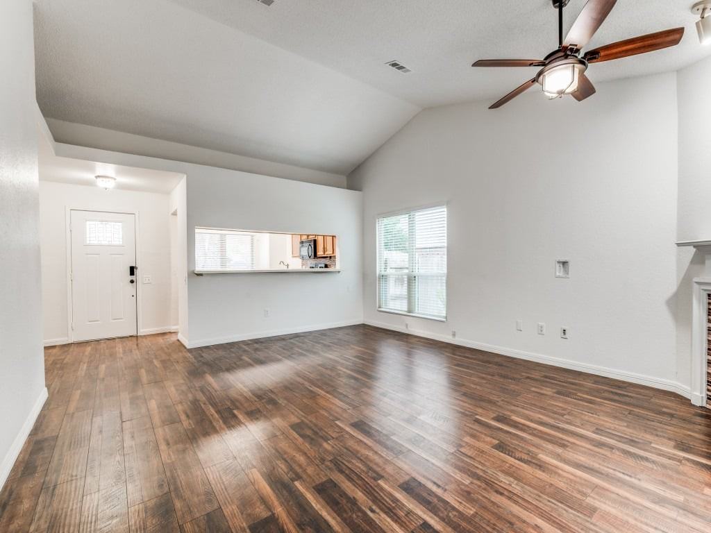 3709 Huckleberry Dr - Photo 5 of 13