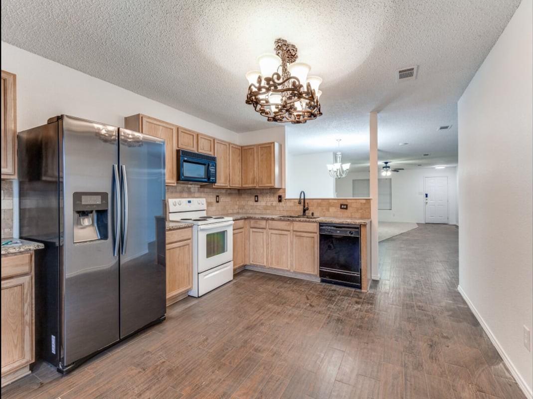 509 Keble Dr - Photo 5 of 13