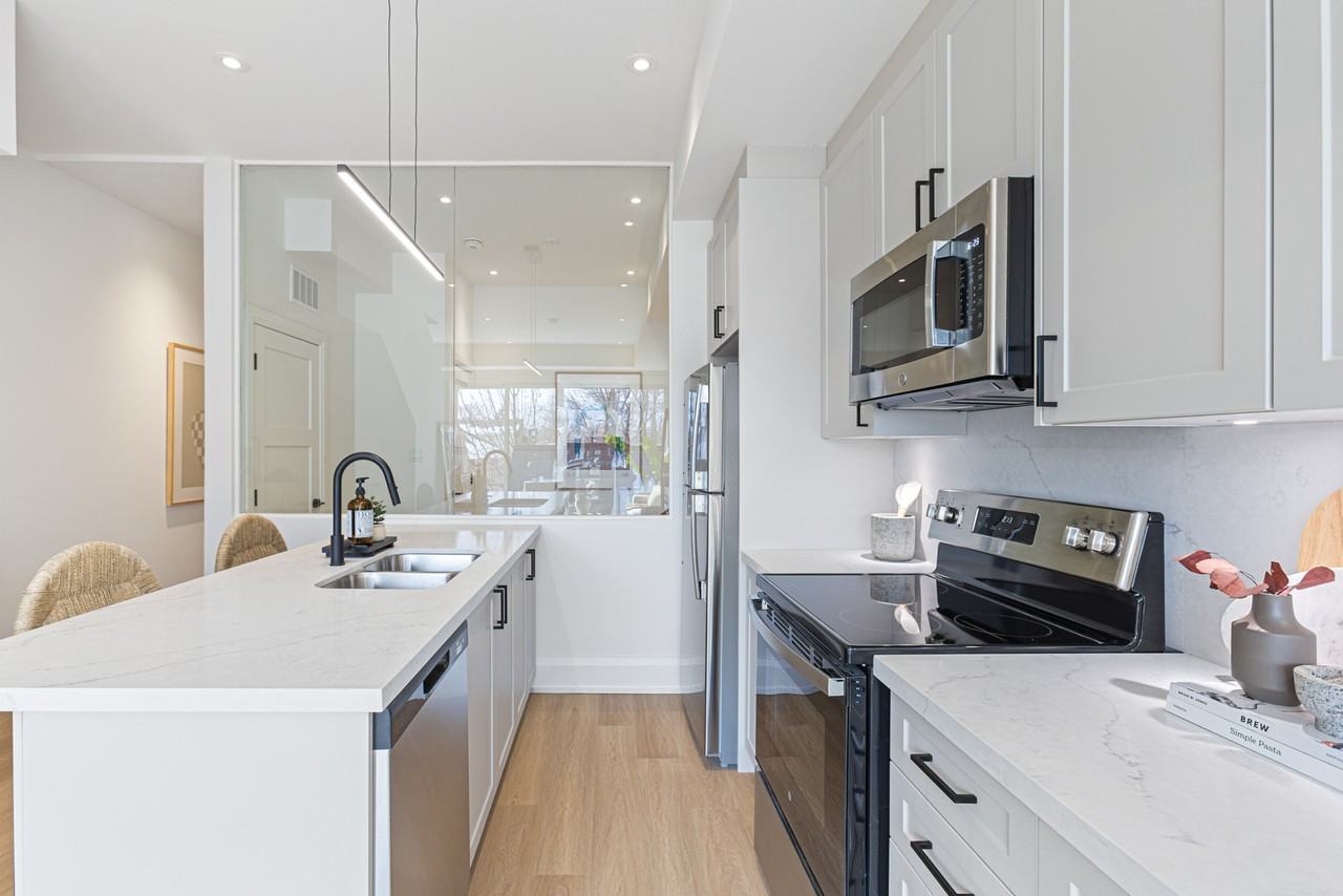 53 Harriet Street #D - Photo 5 of 20